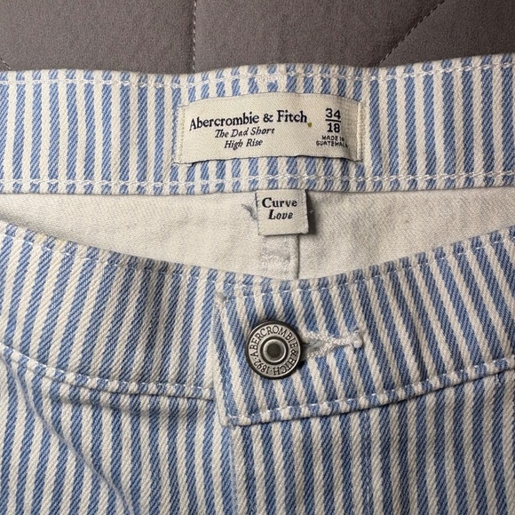 Abercrombie & Fitch NWT High Rise The Dad Short Curve Love 34/18 - Picture 3 of 9